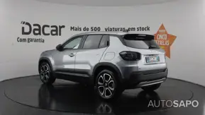 Jeep Avenger 54 kWh Summit de 2025