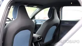 Volvo EX30 de 2025