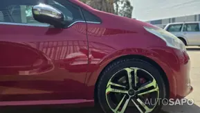 Peugeot 208 de 2014