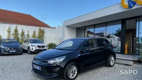 Kia Rio de 2023