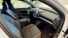 Volvo EX30 de 2025
