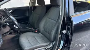 Kia Rio de 2023