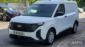 Ford Transit Courier de 2024