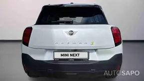 MINI Electric Essential de 2025