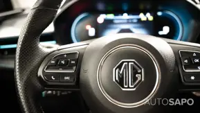 MG MG5 de 2024