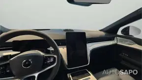 Volvo EX90 de 2025