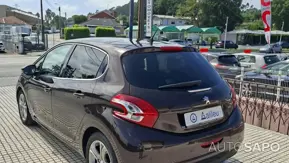 Peugeot 208 de 2012