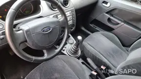 Ford Fiesta de 2005