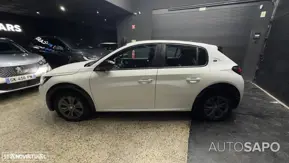 Peugeot E-208 de 2023