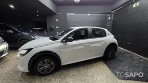 Peugeot E-208 de 2023