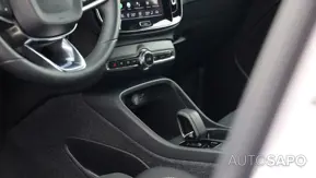Volvo XC40 de 2025