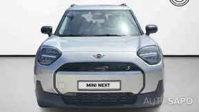 MINI Electric Essential de 2025