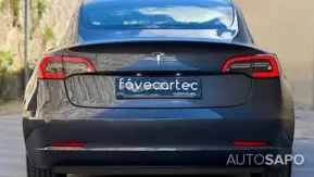 Tesla Model 3 Standard Range Plus RWD de 2022