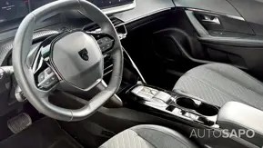 Peugeot e-2008 Allure de 2024
