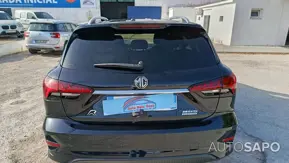 MG MG5 de 2023