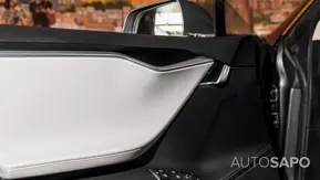 Tesla Model S 85 Perfomance de 2013