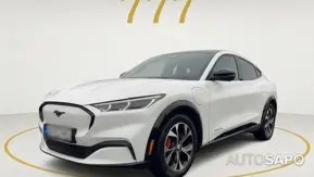 Ford Mustang Mach-E de 2022