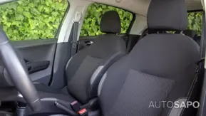 Peugeot 208 de 2015