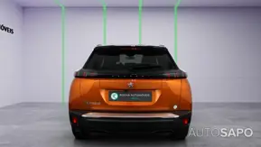 Peugeot e-2008 de 2023