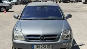 Opel Vectra 2.2 DTi Elegance de 2002