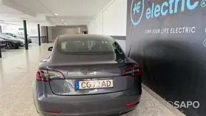 Tesla Model 3 Standard Range Plus RWD de 2023