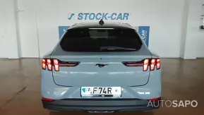 Ford Mustang Mach-E de 2026
