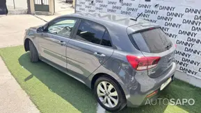 Kia Rio de 2023