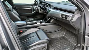 Audi e-tron 55 quattro S line de 2020