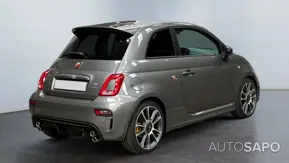 Abarth 695 de 2023