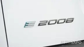 Peugeot e-2008 de 2025