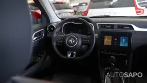 MG ZS de 2025