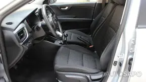 Kia Rio de 2021