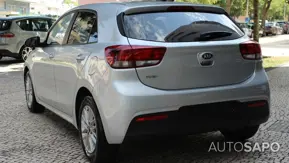Kia Rio de 2021