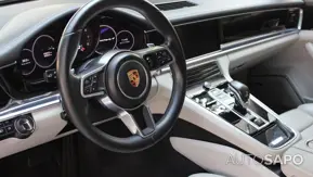 Porsche Panamera 4 de 2018