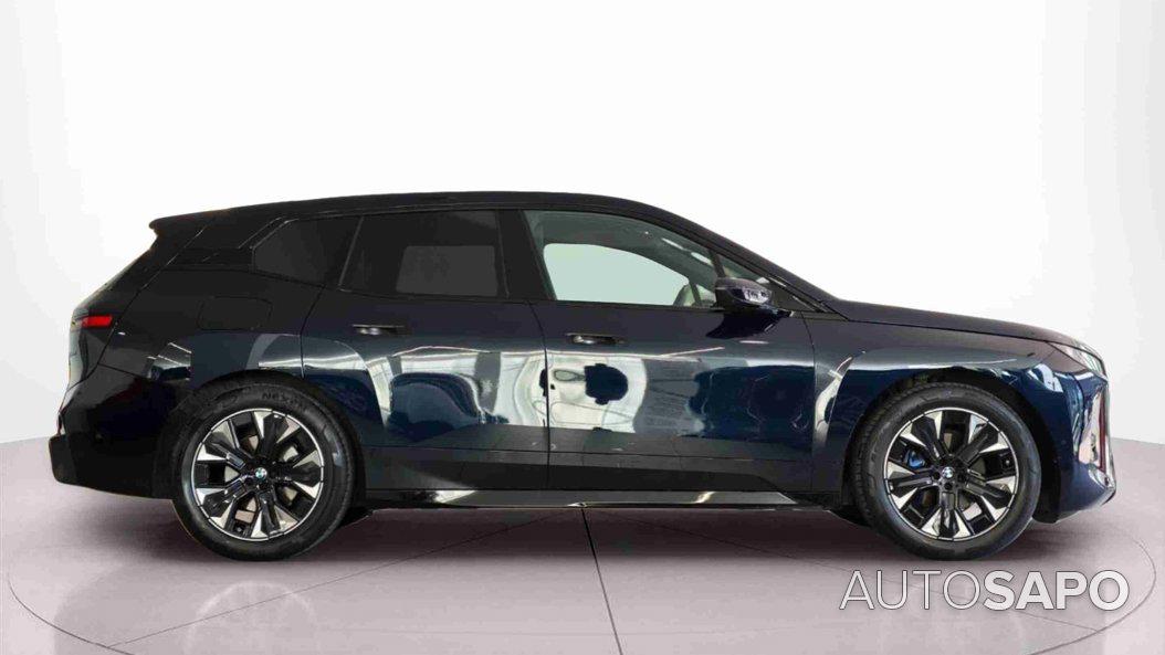 BMW iX de 2025