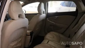 Volvo V40 de 2015