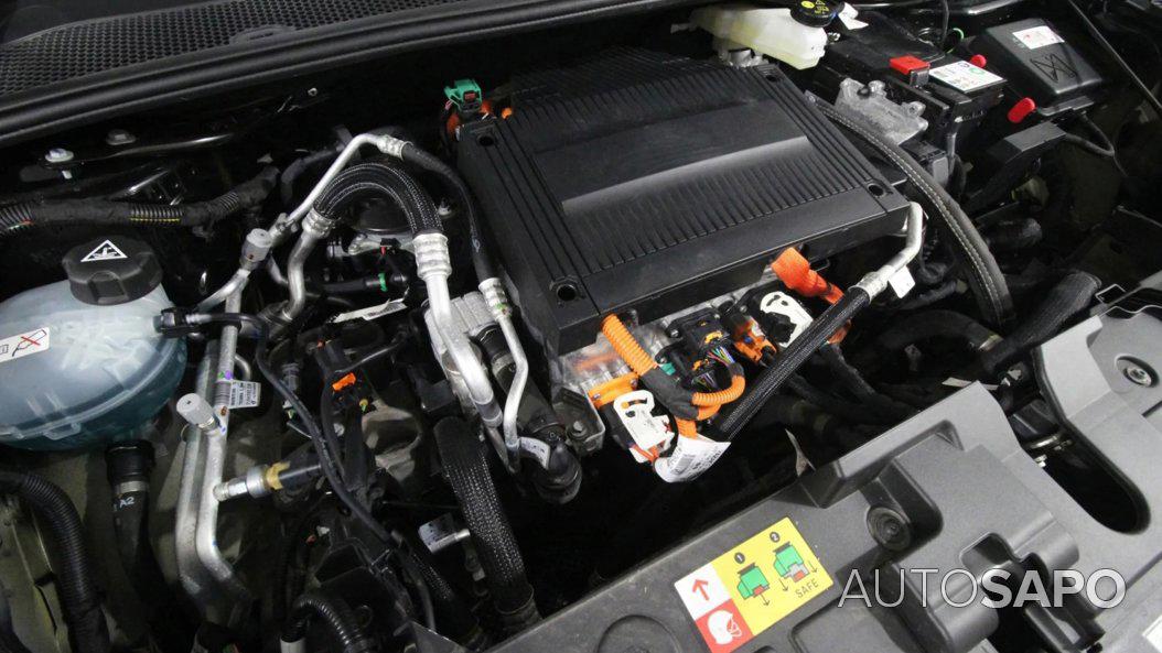 Citroën e-C4 — fotografia 12