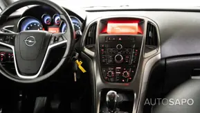 Opel Astra de 2011
