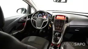 Opel Astra de 2011