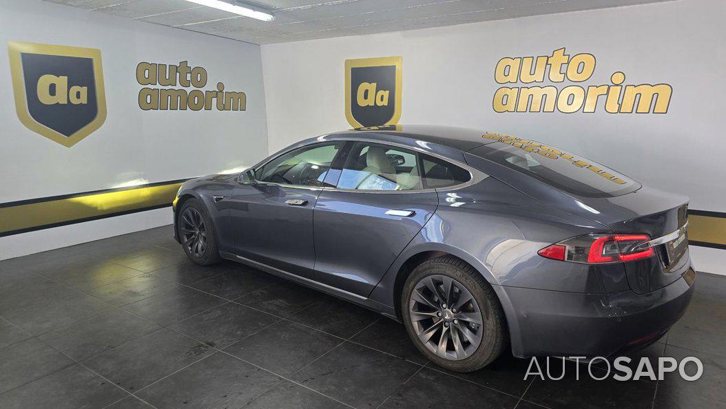 Tesla Model S de 2020