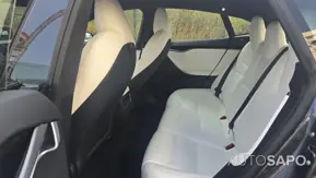 Tesla Model S de 2020