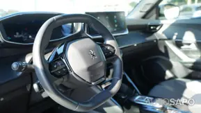 Peugeot e-2008 de 2023