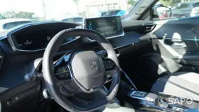 Peugeot e-2008 de 2023