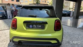 MINI Cooper Cooper Auto de 2022