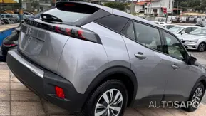 Peugeot e-2008 de 2023