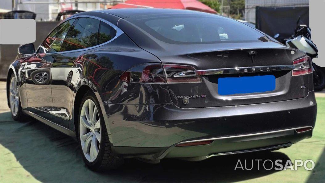 Tesla Model S de 2016