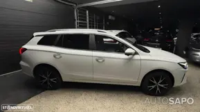 MG MG5 de 2022
