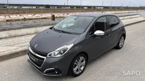 Peugeot 208 de 2015