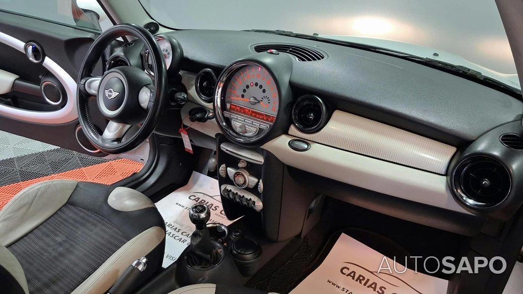 MINI Cooper de 2010