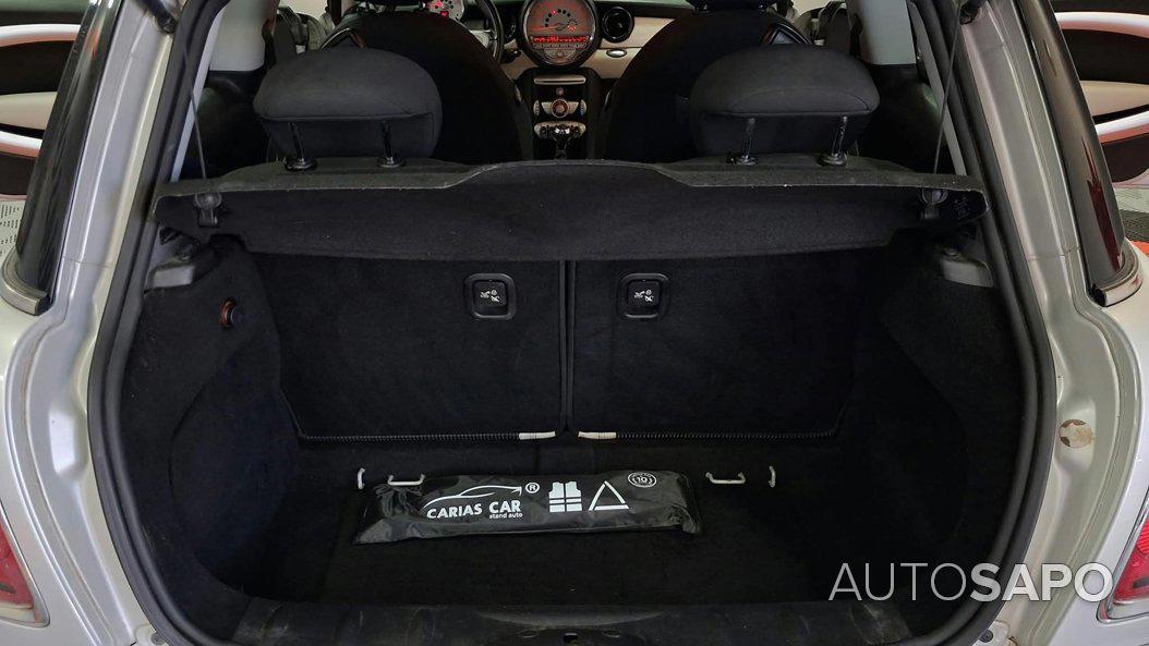 MINI Cooper de 2010